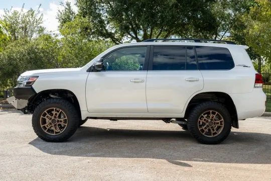 2021 Toyota J200 Land Cruiser - Image 3 of 7