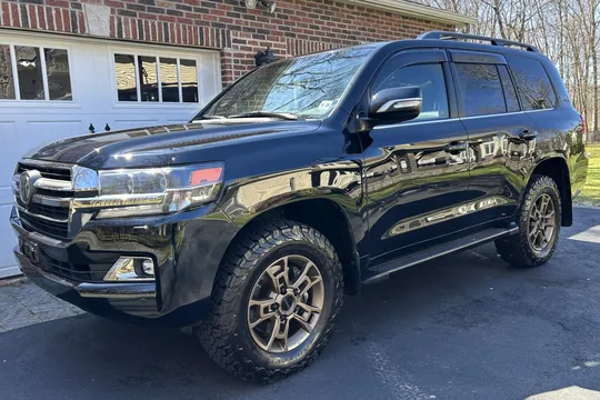 2021 Toyota Land Cruiser URJ200 Heritage Edition