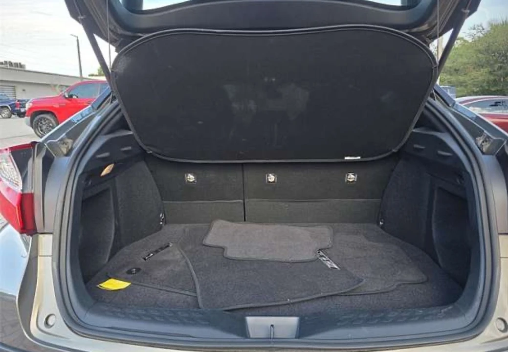 2021 Toyota Matrix - Image 14 of 18