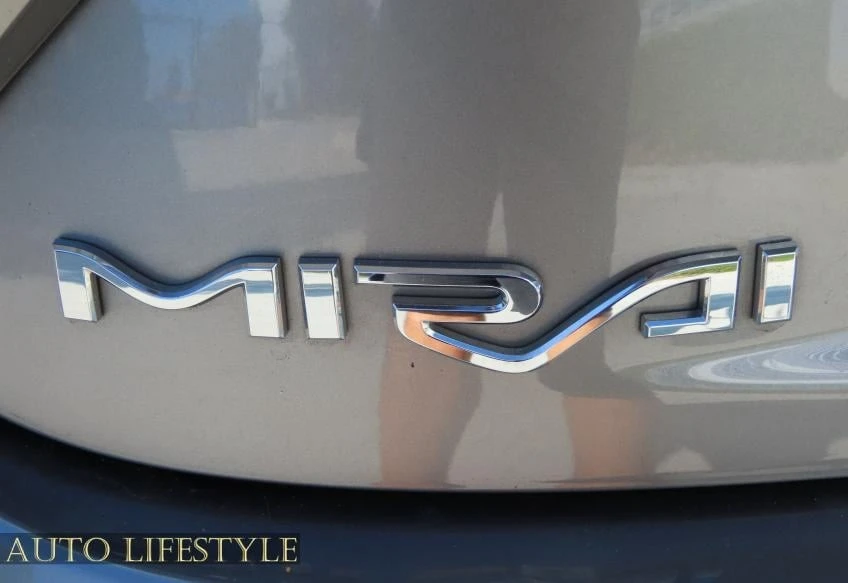 2021 Toyota Mirai - Image 20 of 21