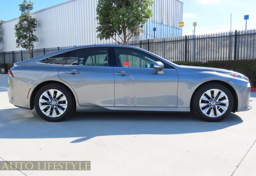 2021 Toyota Mirai - Image 9 of 21