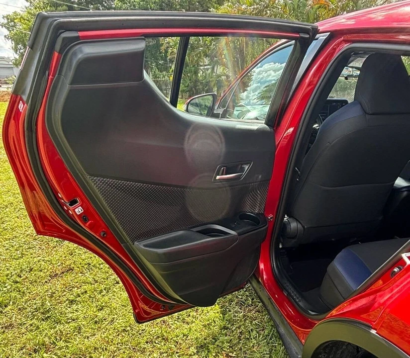 2021 Toyota C-HR - Image 18 of 21