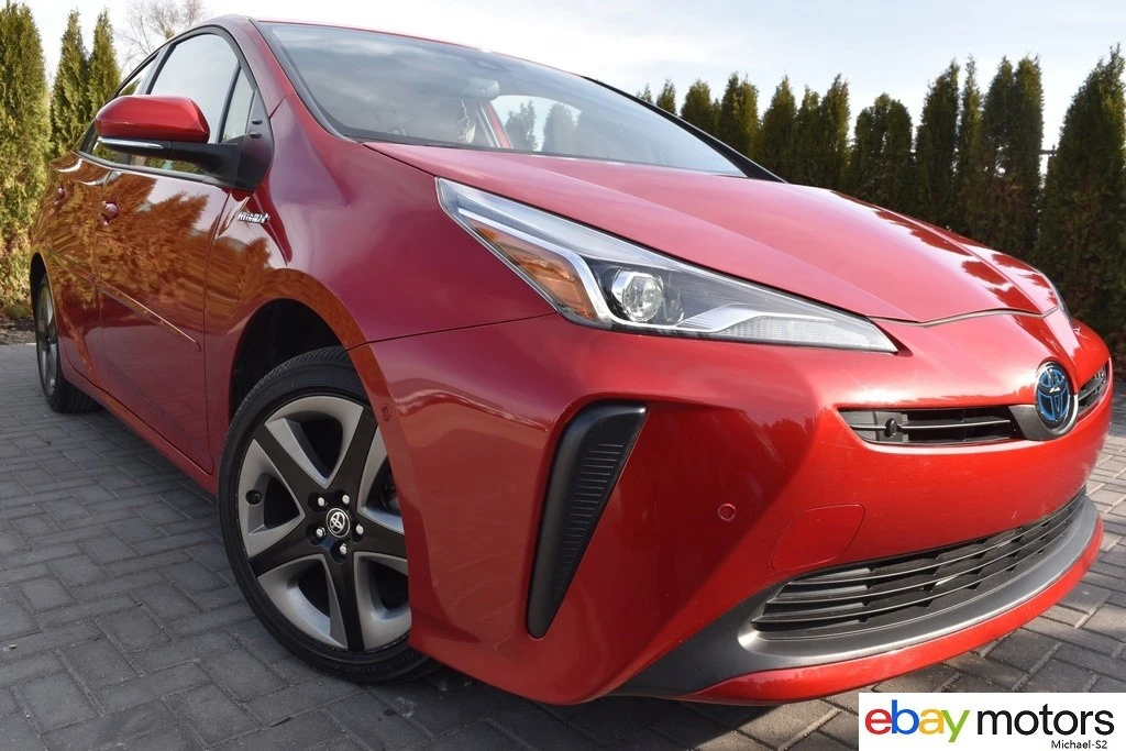 2021 Toyota Prius 4th Gen - Image 2 of 21