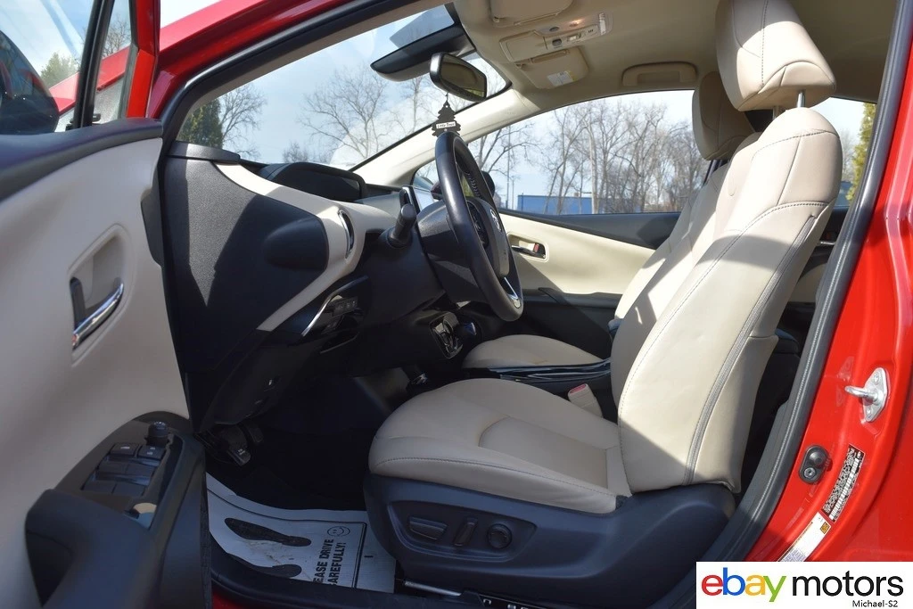 2021 Toyota Prius 4th Gen - Image 10 of 21