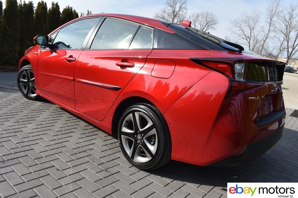 2021 Toyota Prius 4th Gen - Image 7 of 21