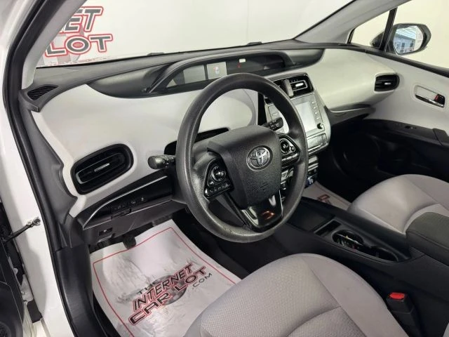 2021 Toyota Prius 4th Gen - Image 10 of 21