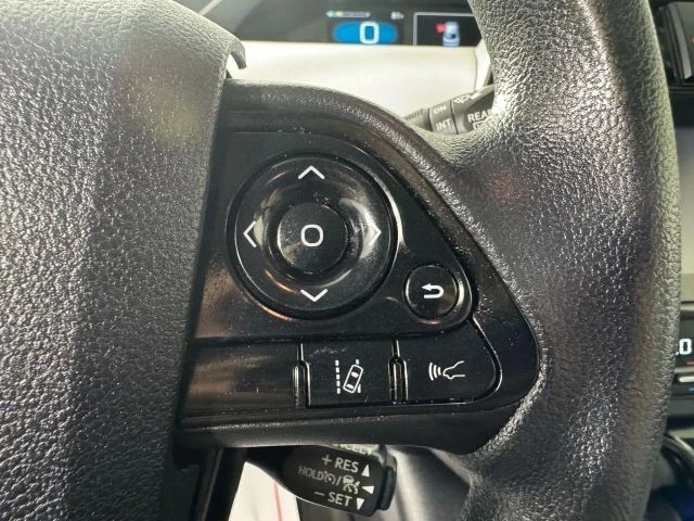 2021 Toyota Prius 4th Gen - Image 16 of 21