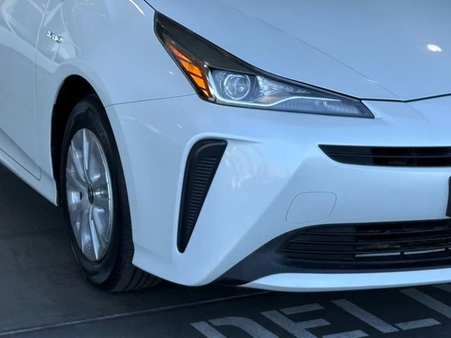 2021 Toyota Prius 4th Gen - Image 8 of 12