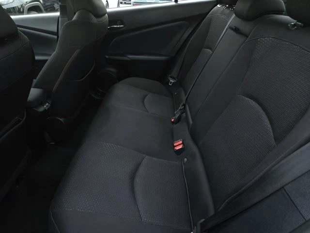 2021 Toyota Prius 4th Gen - Image 11 of 12