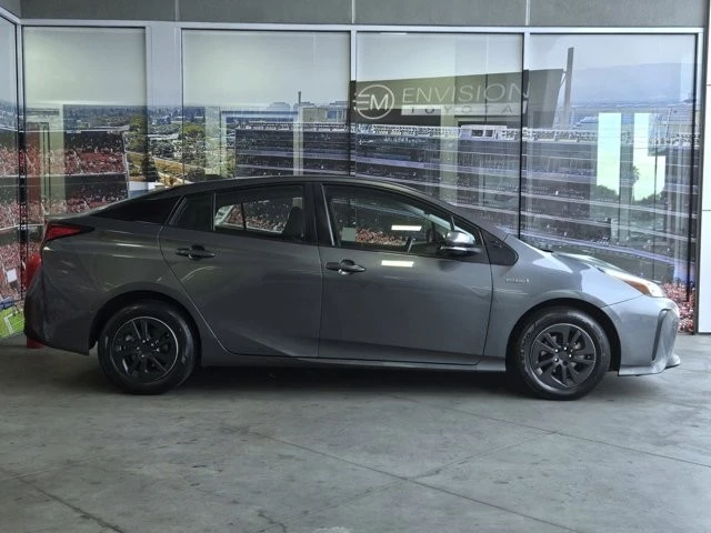 2021 Toyota Prius 4th Gen - Image 4 of 12
