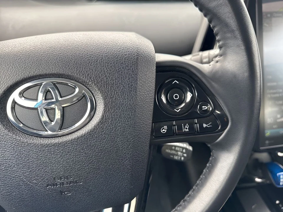 2021 Toyota Prius 4th Gen - Image 16 of 21