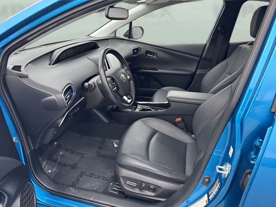 2021 Toyota Prius 4th Gen - Image 9 of 21