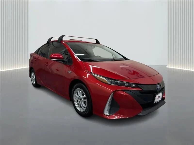 2021 Toyota Prius 4th Gen - Image 7 of 12