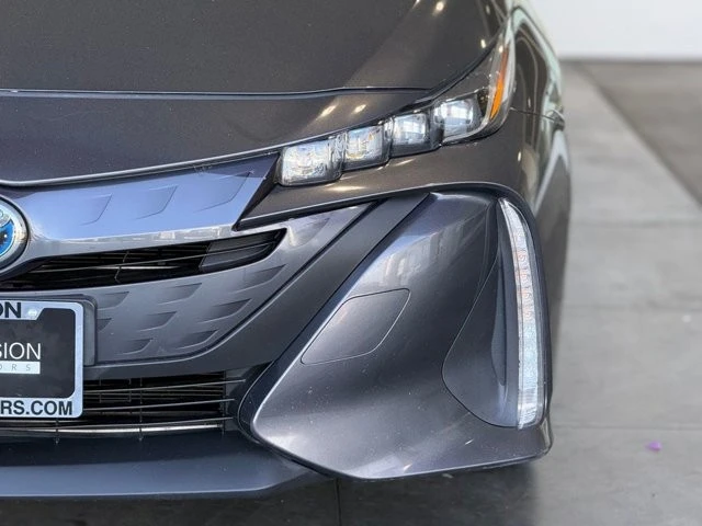 2021 Toyota Prius 4th Gen - Image 6 of 21