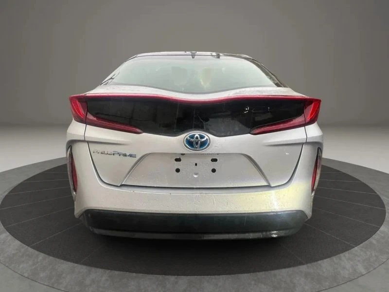 2021 Toyota Prius 4th Gen - Image 6 of 12