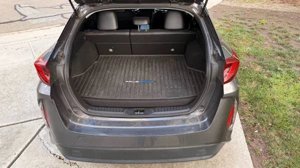 2021 Toyota Prius 4th Gen - Image 7 of 11