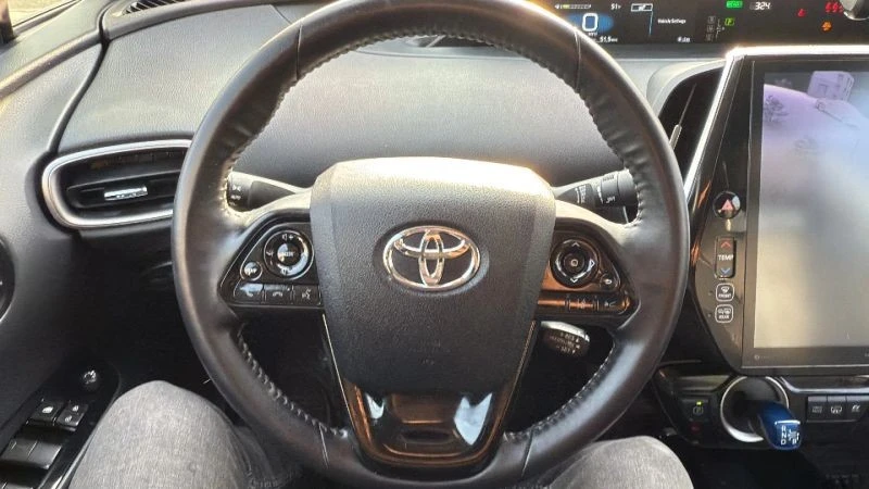 2021 Toyota Prius 4th Gen - Image 10 of 12