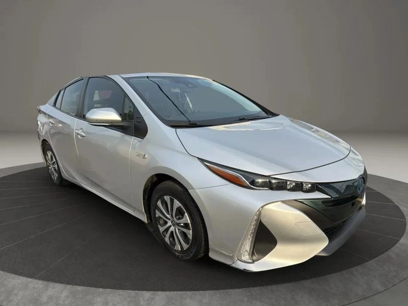 2021 Toyota Prius 4th Gen - Image 3 of 12
