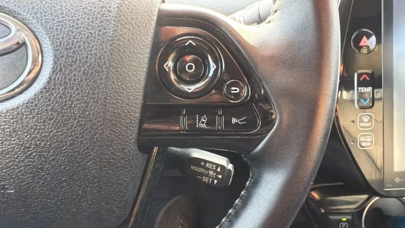 2021 Toyota Prius 4th Gen - Image 11 of 12