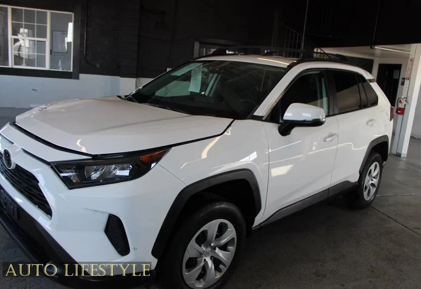 2021 Toyota RAV4 5th Gen - Image 13 of 21