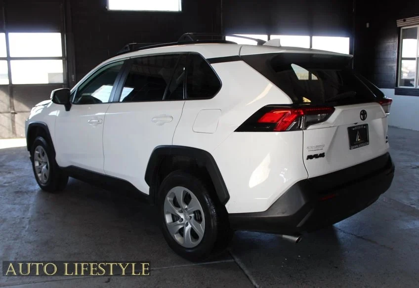 2021 Toyota RAV4 5th Gen - Image 5 of 21
