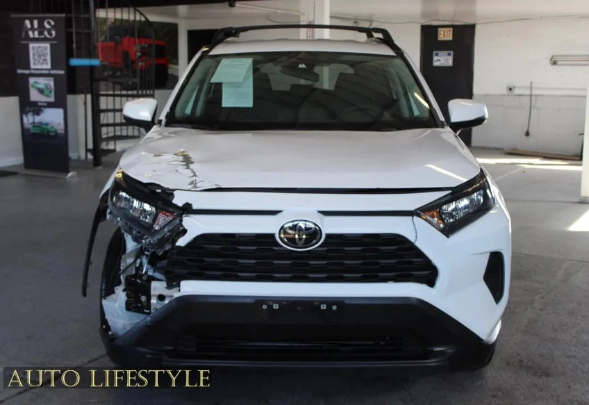 2021 Toyota RAV4 5th Gen - Image 11 of 21