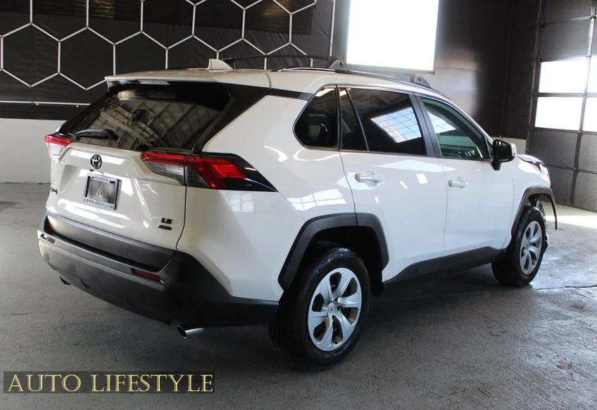 2021 Toyota RAV4 5th Gen - Image 7 of 21