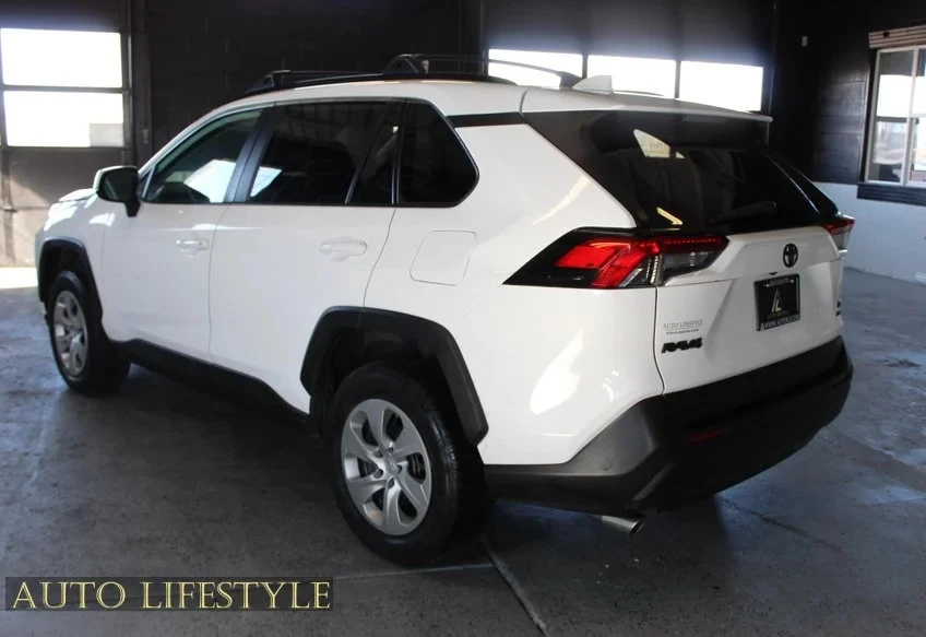 2021 Toyota RAV4 5th Gen - Image 8 of 21