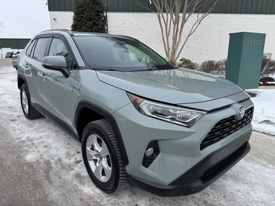 2021 Toyota RAV4 5th Gen - Image 10 of 21