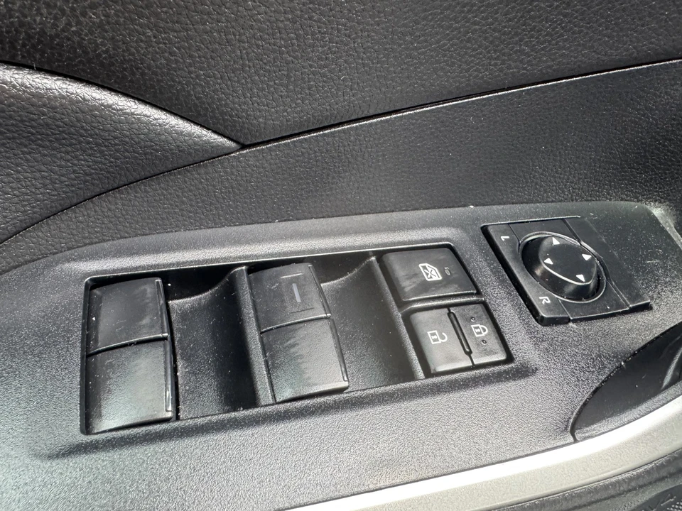 2021 Toyota RAV4 5th Gen - Image 20 of 21