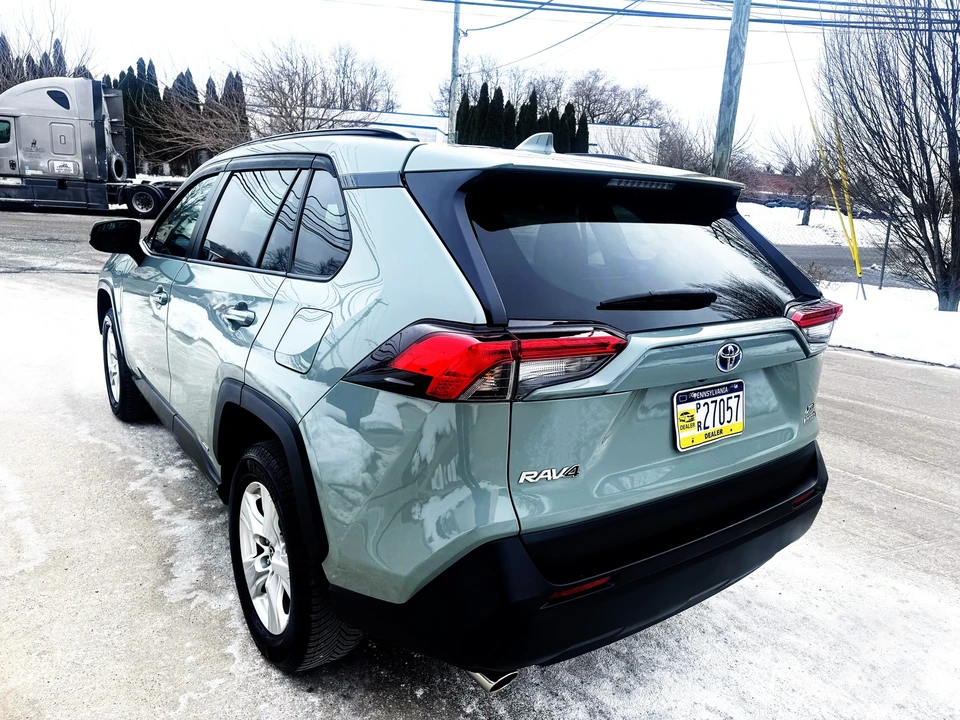 2021 Toyota RAV4 5th Gen - Image 5 of 21