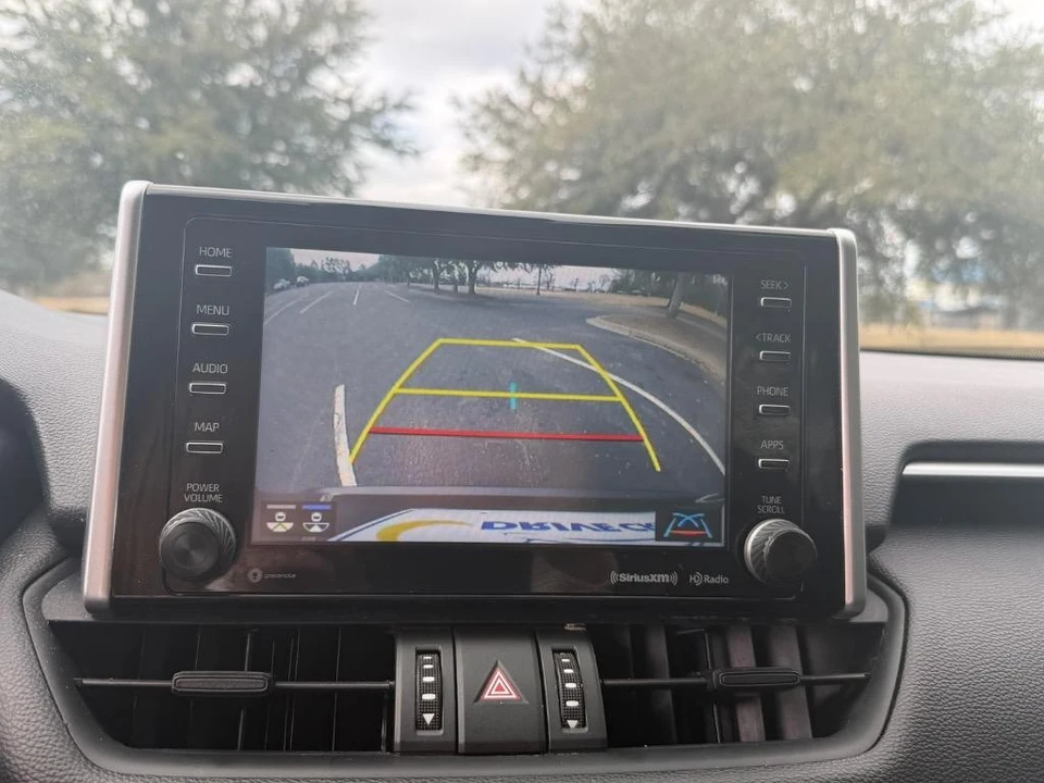 2021 Toyota RAV4 5th Gen - Image 16 of 21