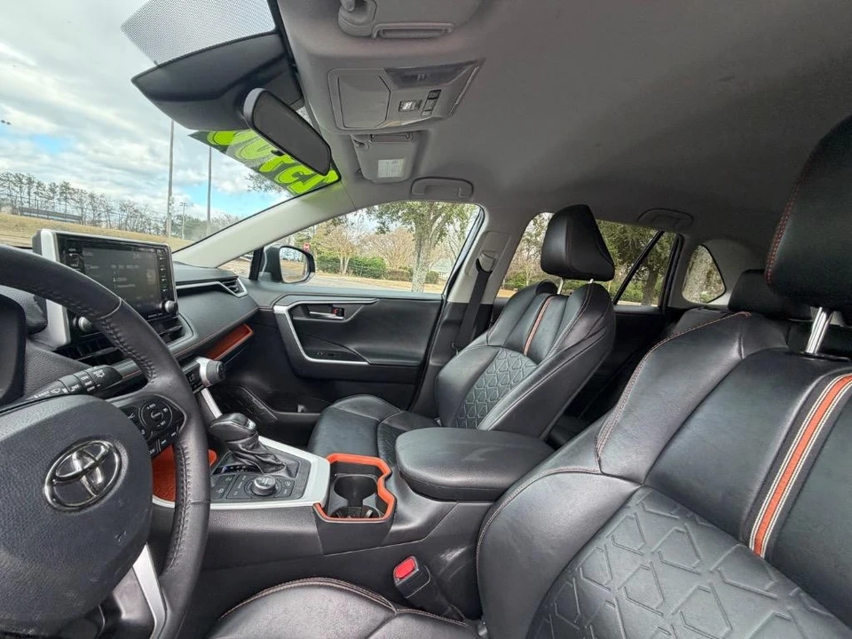 2021 Toyota RAV4 5th Gen - Image 10 of 21