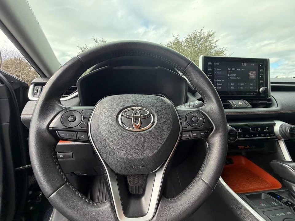 2021 Toyota RAV4 5th Gen - Image 13 of 21