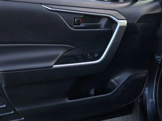 2021 Toyota RAV4 5th Gen - Image 9 of 21