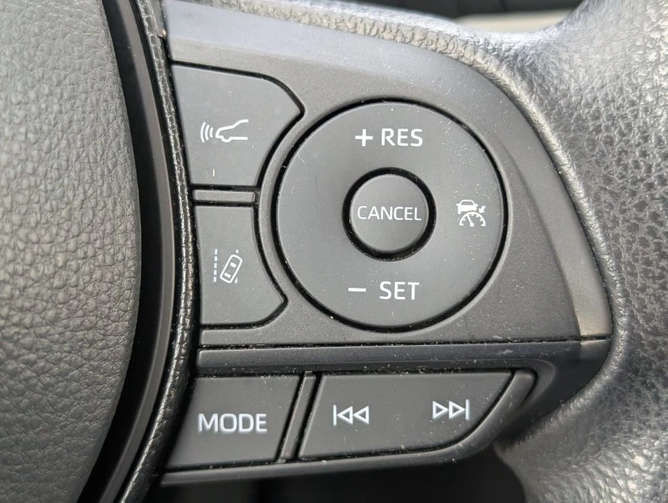 2021 Toyota RAV4 5th Gen - Image 14 of 21