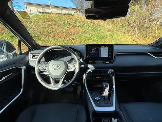 2021 Toyota RAV4 5th Gen - Image 10 of 12