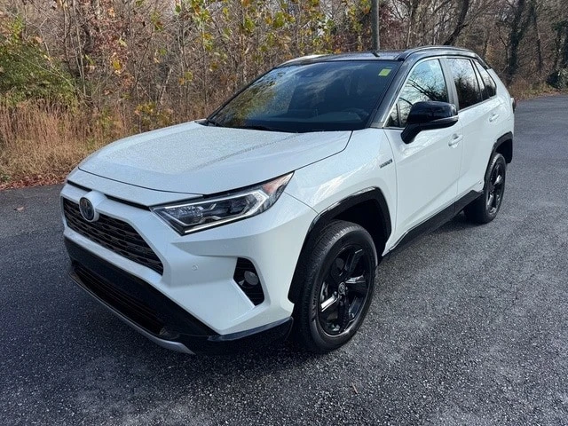 2021 Toyota RAV4 5th Gen - Image 2 of 12