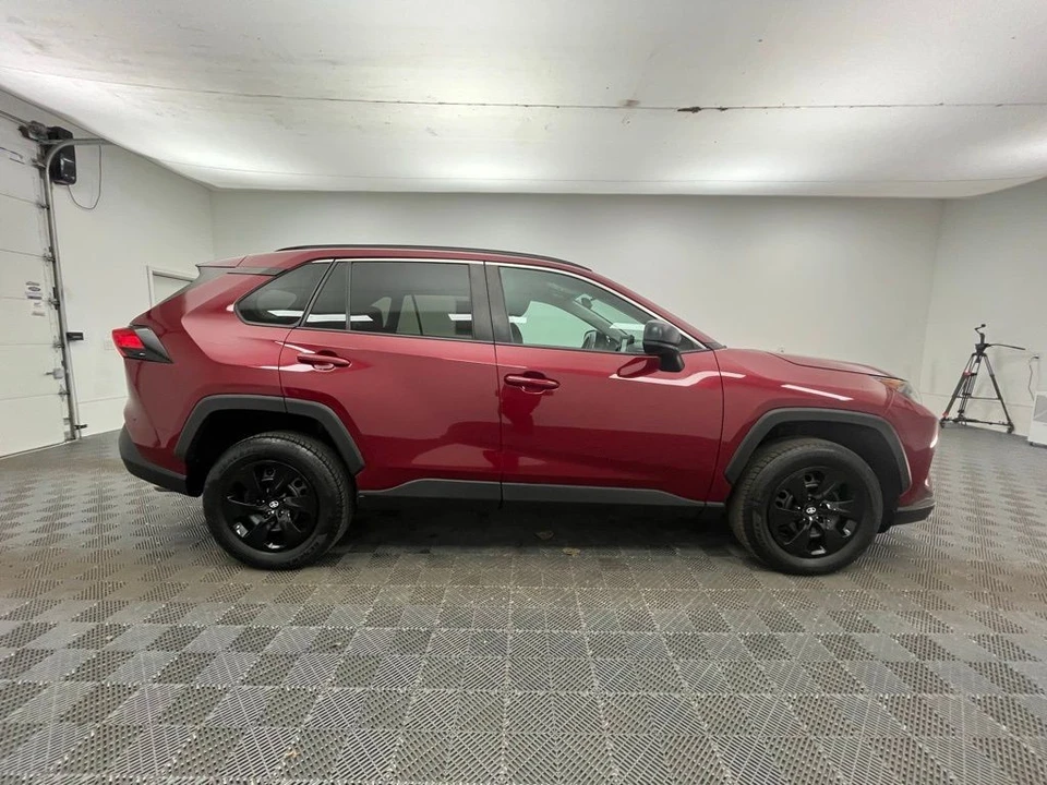 2021 Toyota RAV4 5th Gen - Image 5 of 12