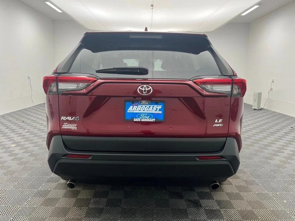 2021 Toyota RAV4 5th Gen - Image 7 of 12