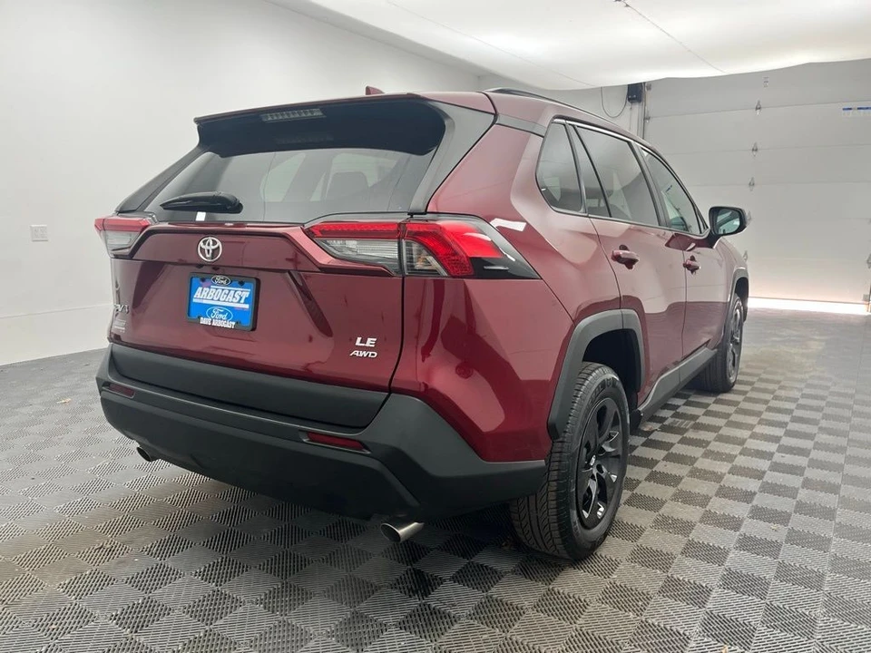2021 Toyota RAV4 5th Gen - Image 6 of 12
