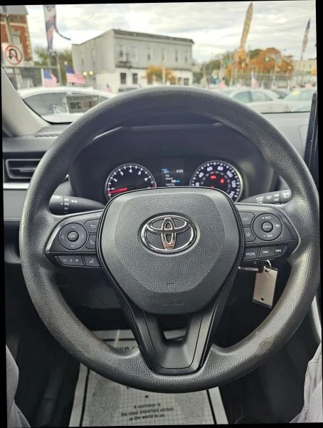 2021 Toyota RAV4 5th Gen - Image 12 of 12