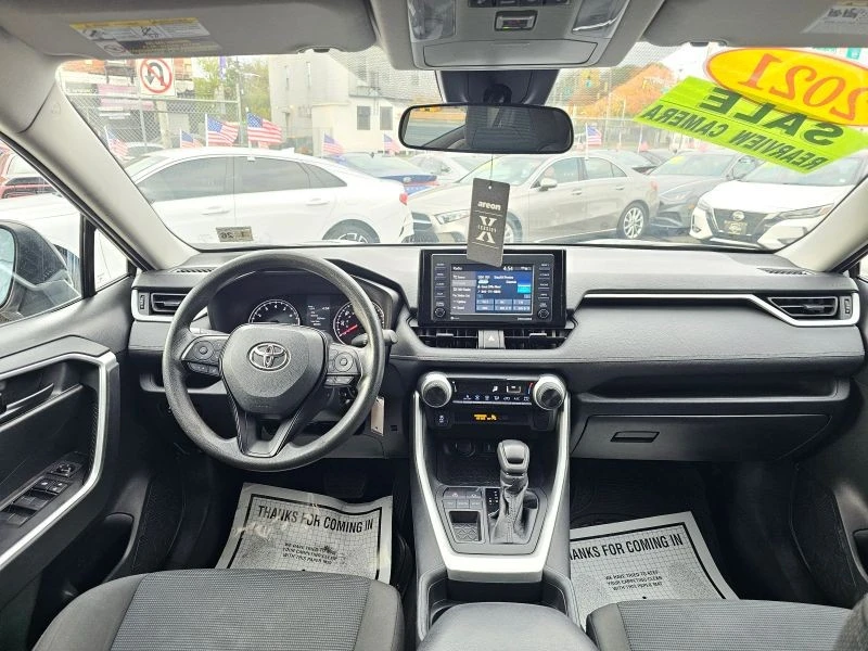 2021 Toyota RAV4 5th Gen - Image 10 of 12
