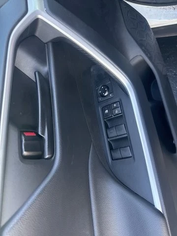 2021 Toyota RAV4 5th Gen - Image 7 of 10