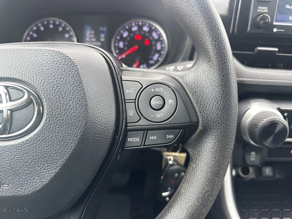 2021 Toyota RAV4 5th Gen - Image 14 of 21