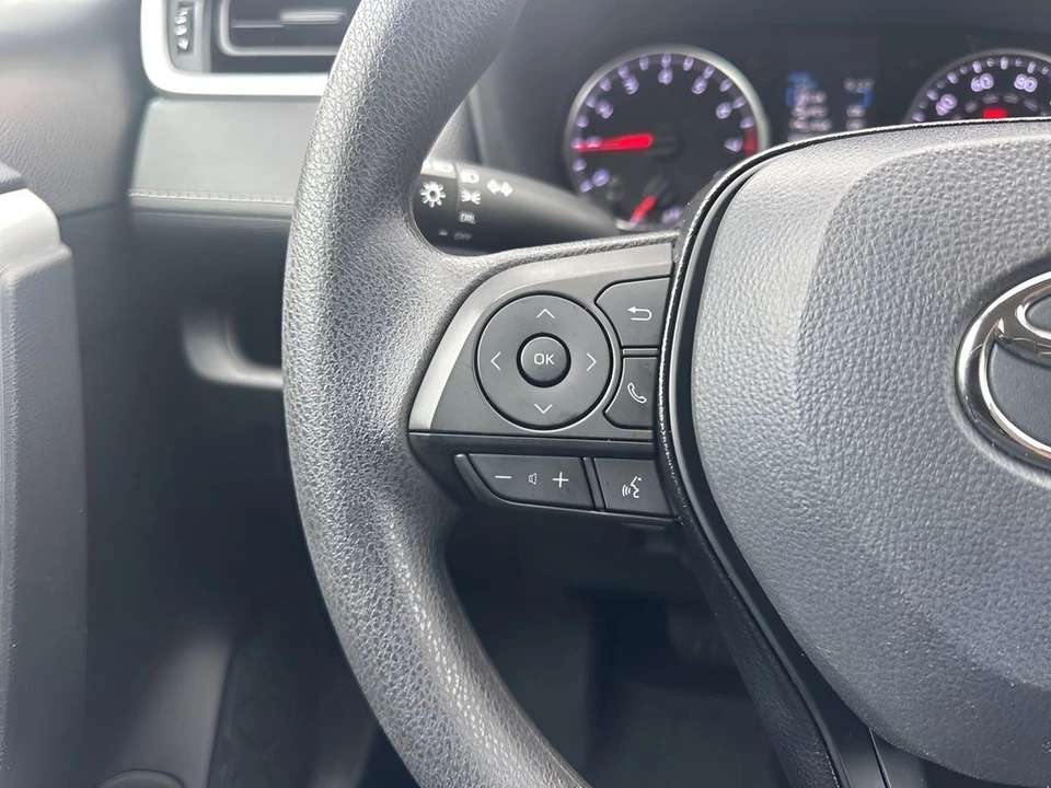 2021 Toyota RAV4 5th Gen - Image 13 of 21