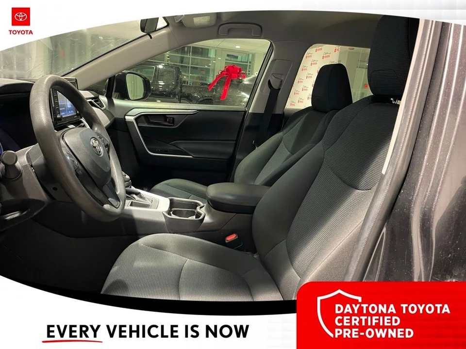2021 Toyota RAV4 5th Gen - Image 7 of 10