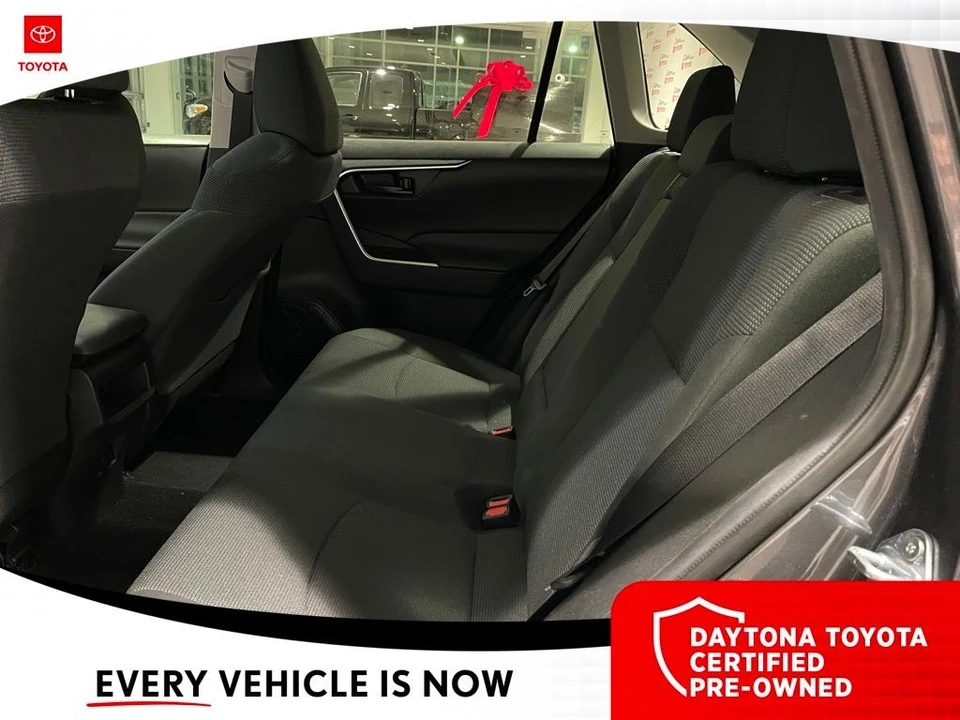 2021 Toyota RAV4 5th Gen - Image 8 of 10