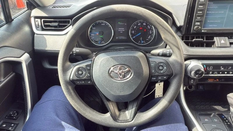 2021 Toyota RAV4 5th Gen - Image 10 of 12