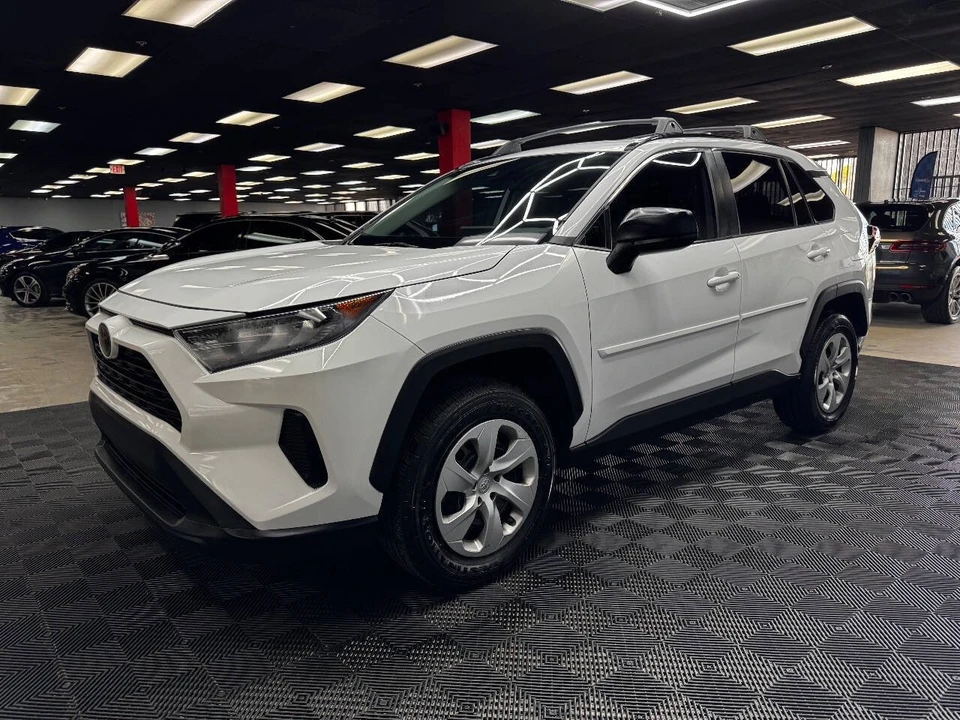 2021 Toyota RAV4 5th Gen - Image 7 of 21